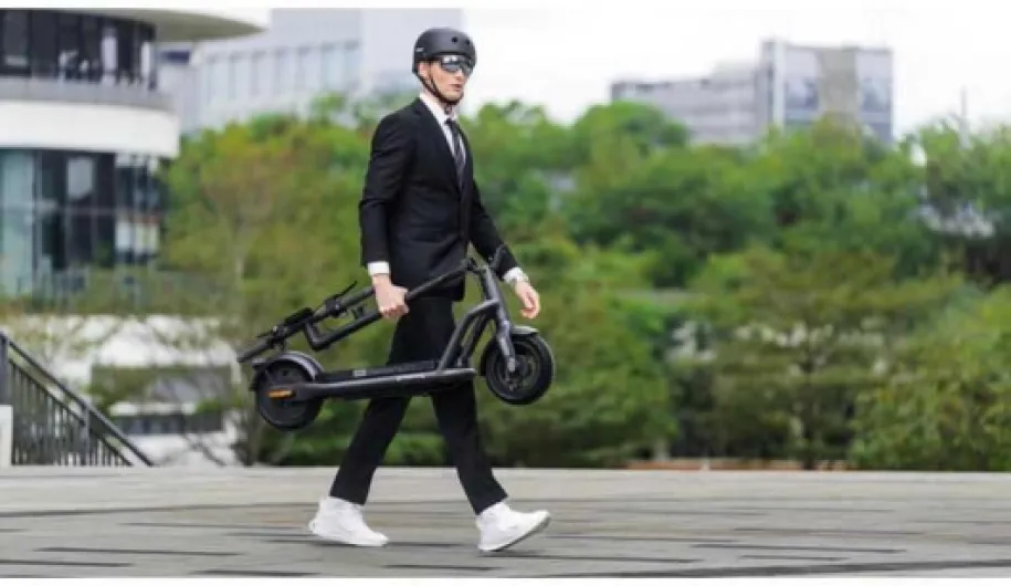 N65i(II) /S60 Tout-Terrain Trottinette Electrique Adulte 60-70km Autonomie 25km/h, Pneus 10"/10,5" Tubeless, Moteur 1000-1350W, Trottinette Électrique Antivol, Freinage Triple, TCS, APP N65i-65km