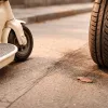 Trottinette vs voiture urbaine : l'empreinte carbone au kilomètre, chiffres à la main