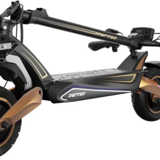 Test Ruptor R6 v4 : une trottinette puissante mais pas si « urbaine » que ça